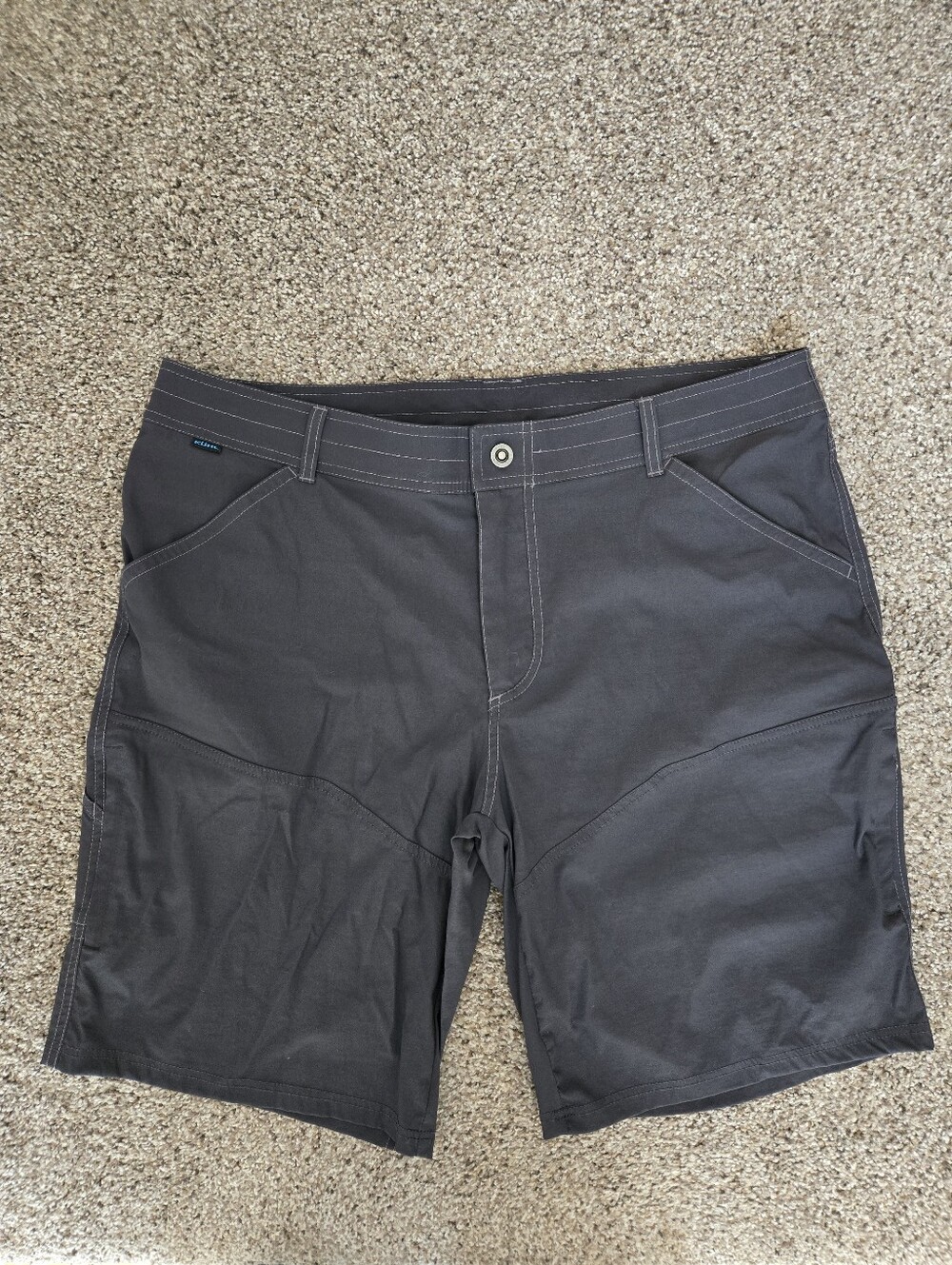 Kuhl Renegade Cargo Shorts Men’s Size 40 (Fits 39") Koal Gray Black
